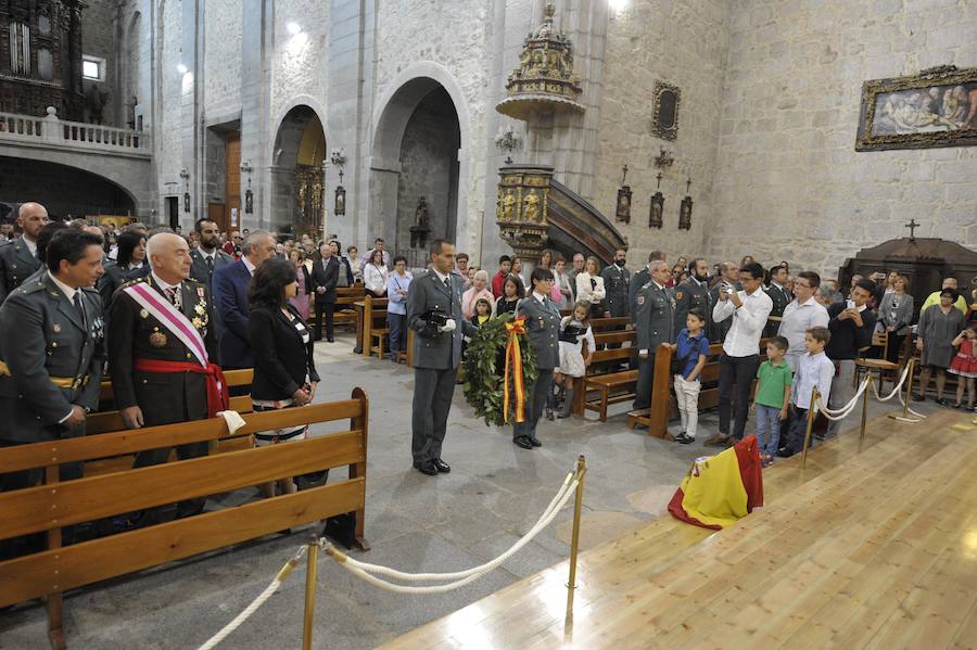 Desfile de la Guardia Civil por el día de la Hispanidad en Segovia, El Espinar y La Granja