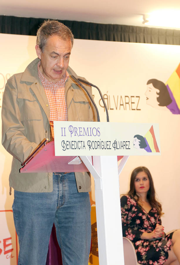 José Luis Rodríguez Zapatero recibe el Premio Benedicta Rodríguez, en los II Premios, por la Memoria Historica