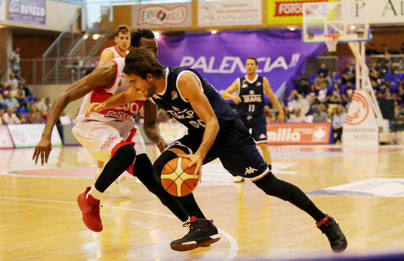 El equipo de Joaquín Prado pierde en casa y suma su cuarta derrota consecutiva en un inicio de temporada para olvidar