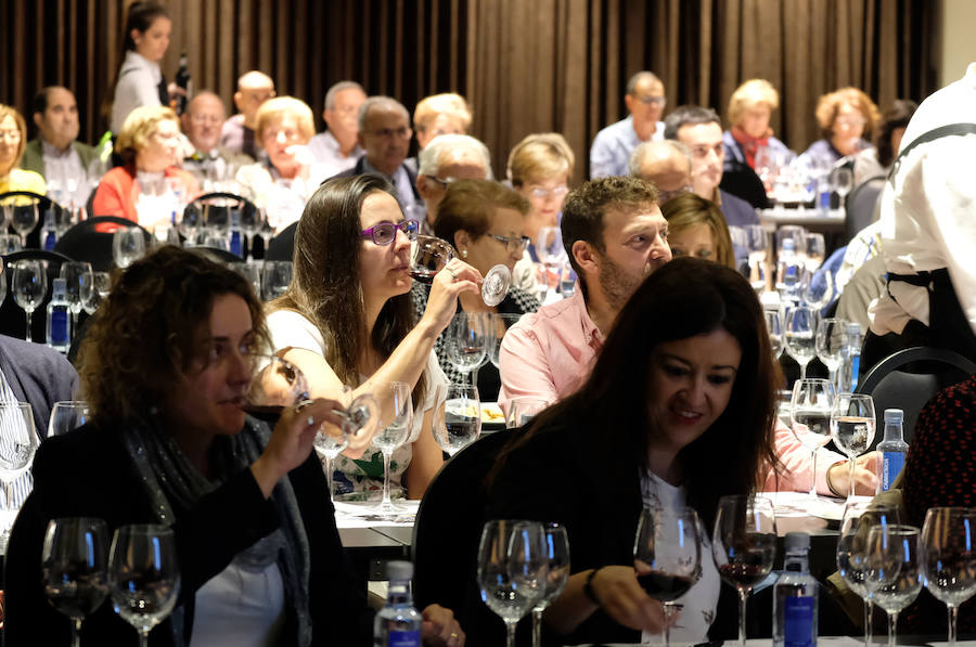 El Norte reanudó el miércoles sus catas, con cuatro vinos de Bodegas Familiares Matarromera para un público con buen paladar.