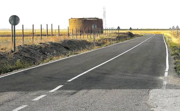 Tramo de la P-940 desde Mazariegos a Fuentes de Nava.