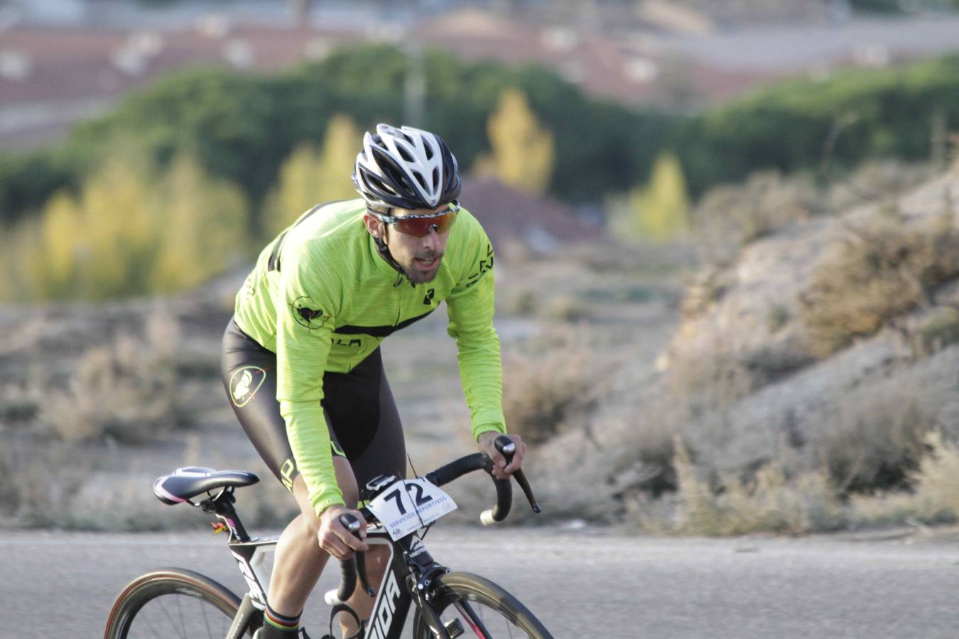 Diego Cosgaya y Marta Antolino se llevan la cronoescalada al castillo de Peñafiel