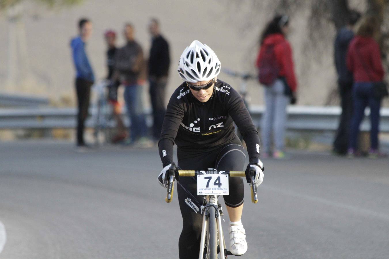 Diego Cosgaya y Marta Antolino se llevan la cronoescalada al castillo de Peñafiel