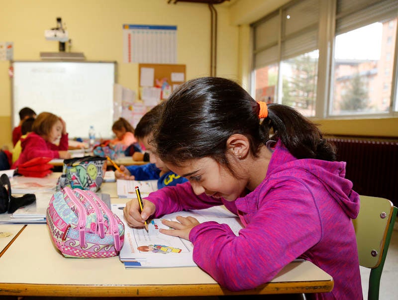 El centro comenzó a funcionar en 1968 por el traslado del antiguo colegio nacional Alonso Berruguete