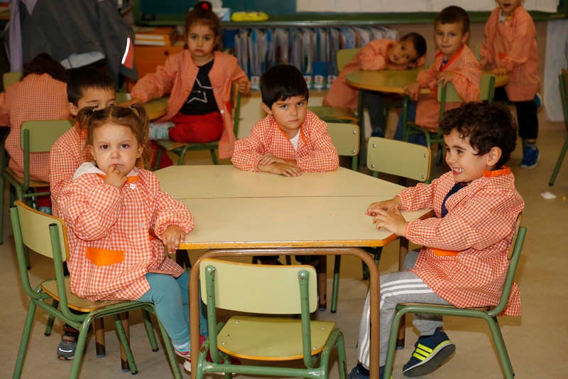 El centro comenzó a funcionar en 1968 por el traslado del antiguo colegio nacional Alonso Berruguete