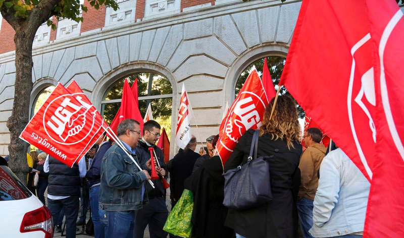 CC OO y UGT piden que profesionalice los bomberos forestales y que los operativos se contraten un mínimo de seis meses al año