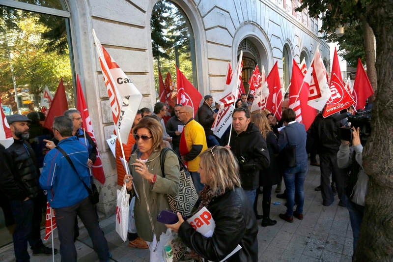CC OO y UGT piden que profesionalice los bomberos forestales y que los operativos se contraten un mínimo de seis meses al año