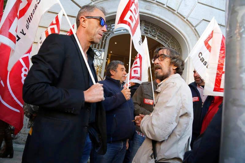 CC OO y UGT piden que profesionalice los bomberos forestales y que los operativos se contraten un mínimo de seis meses al año