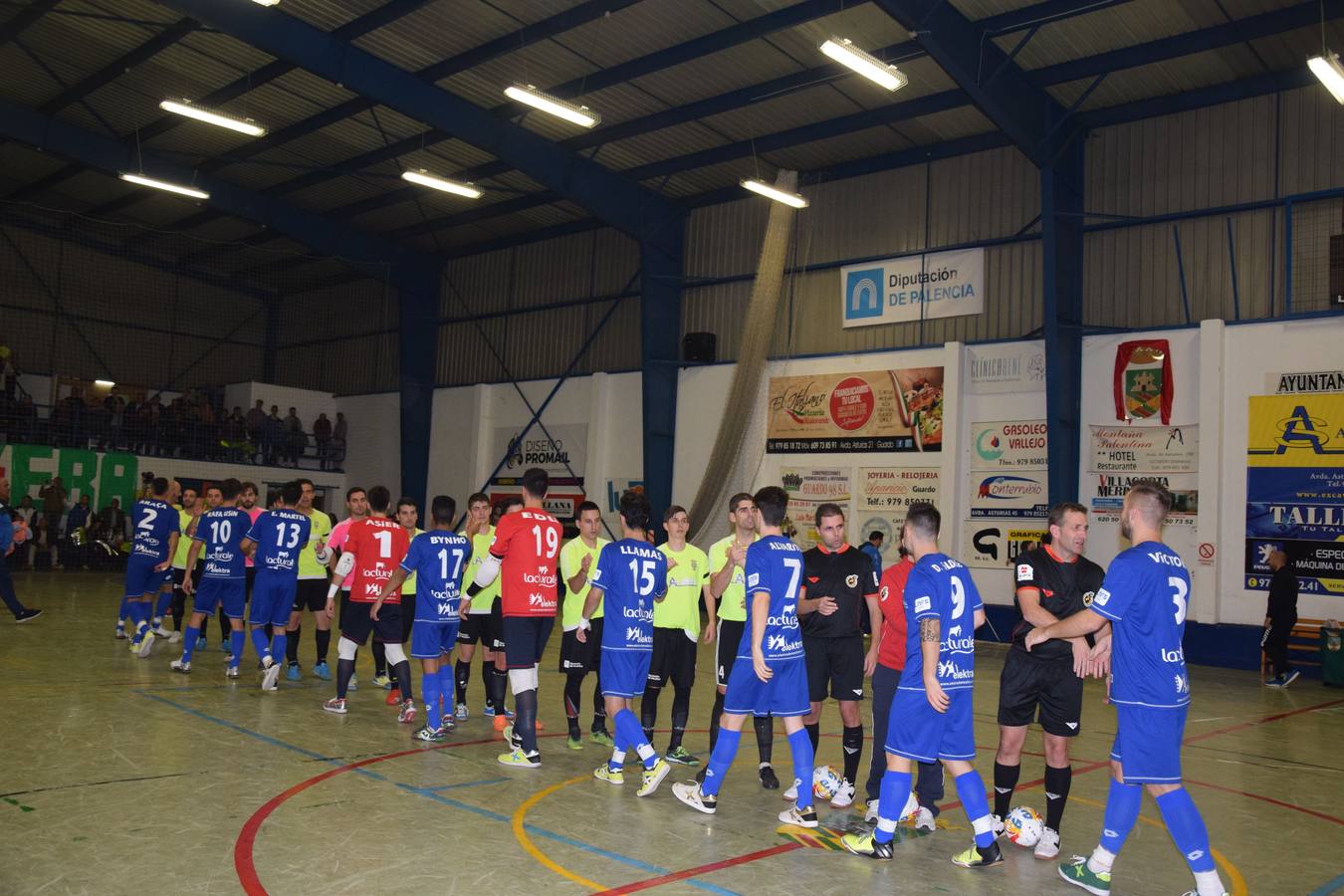 Los de Diestro plantan cara a uno de los mejores equipos nacionales y le ponen contra las cuerdas en los minutos finales con portero jugador