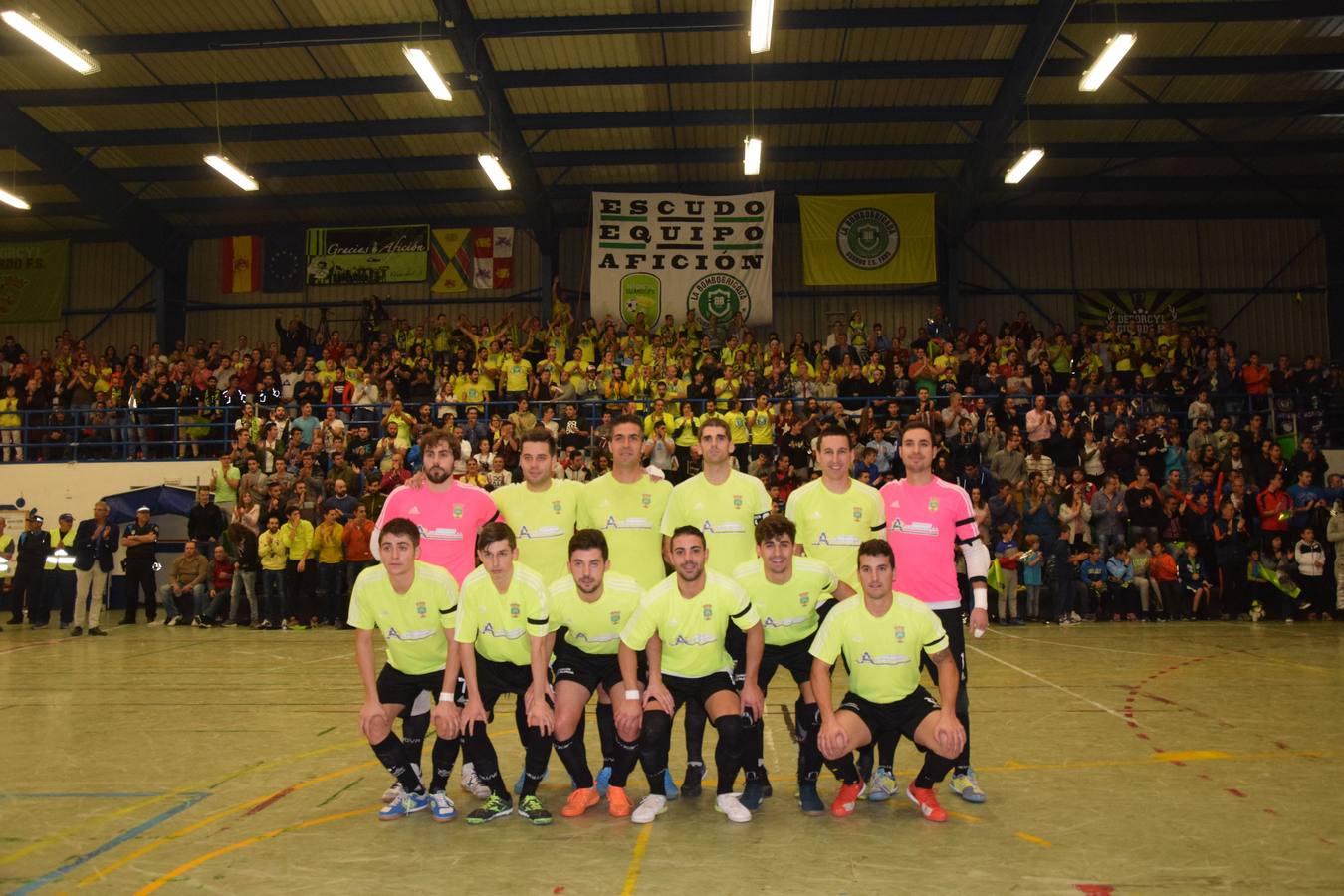 Los de Diestro plantan cara a uno de los mejores equipos nacionales y le ponen contra las cuerdas en los minutos finales con portero jugador