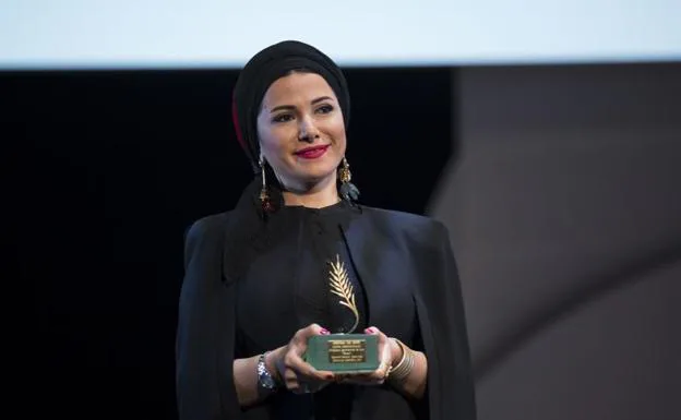 La directora Farnoosh Samadi recogió la Espiga de Oro al mejor corto de la Sección oficial, un galardón que reecibe por segundo año consecutivo.