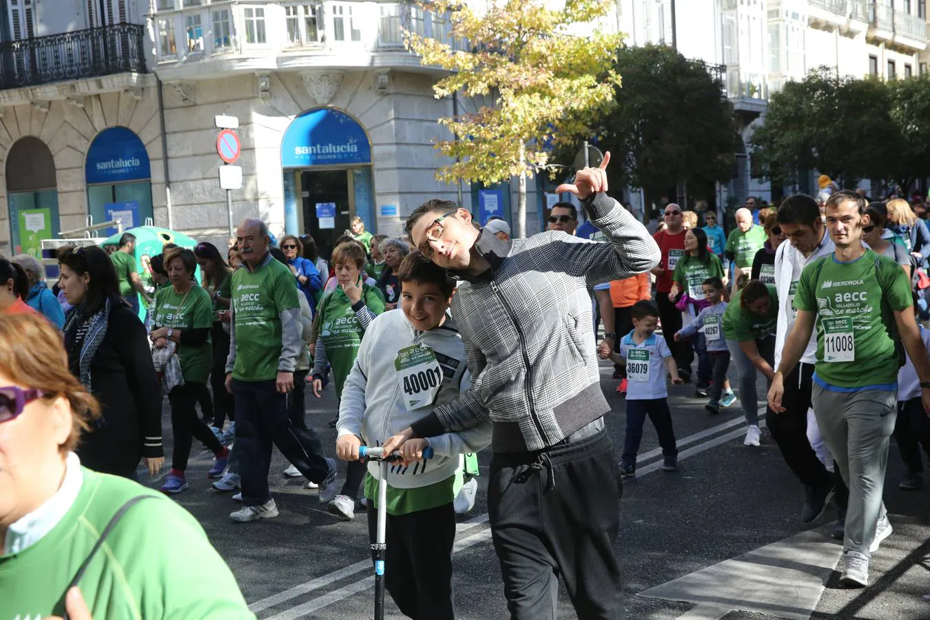 Miles de vallisoletanos se han vestido hoy de verde para salir a la calle en una marcha histórica