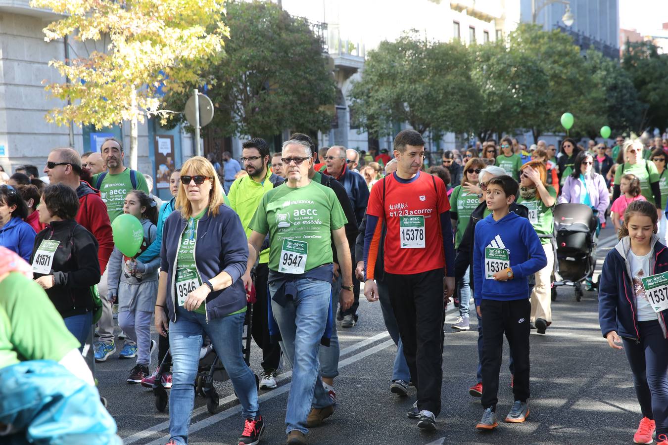 Miles de vallisoletanos se han vestido hoy de verde para salir a la calle en una marcha histórica