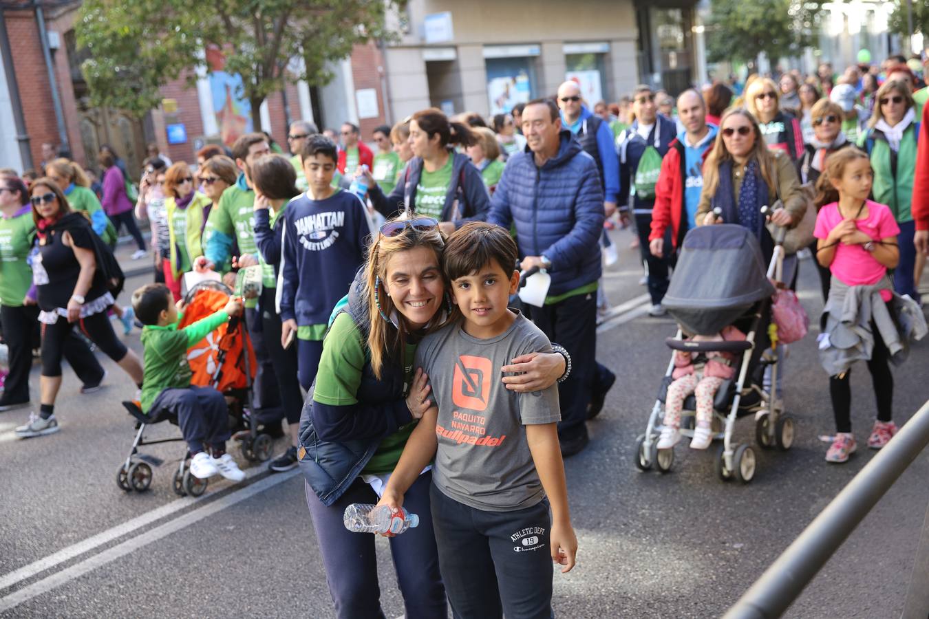 Miles de vallisoletanos se han vestido hoy de verde para salir a la calle en una marcha histórica