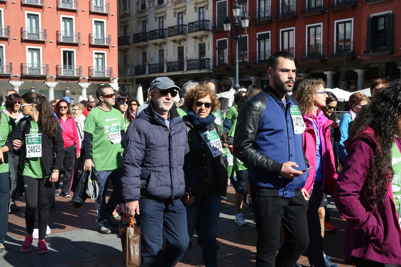 Miles de vallisoletanos se han vestido hoy de verde para salir a la calle en una marcha histórica