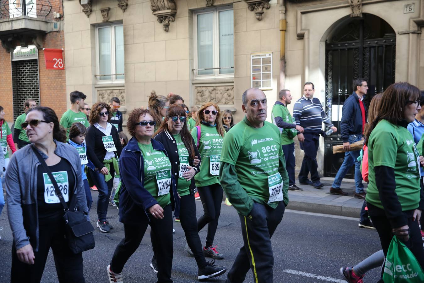 Miles de vallisoletanos se han vestido hoy de verde para salir a la calle en una marcha histórica