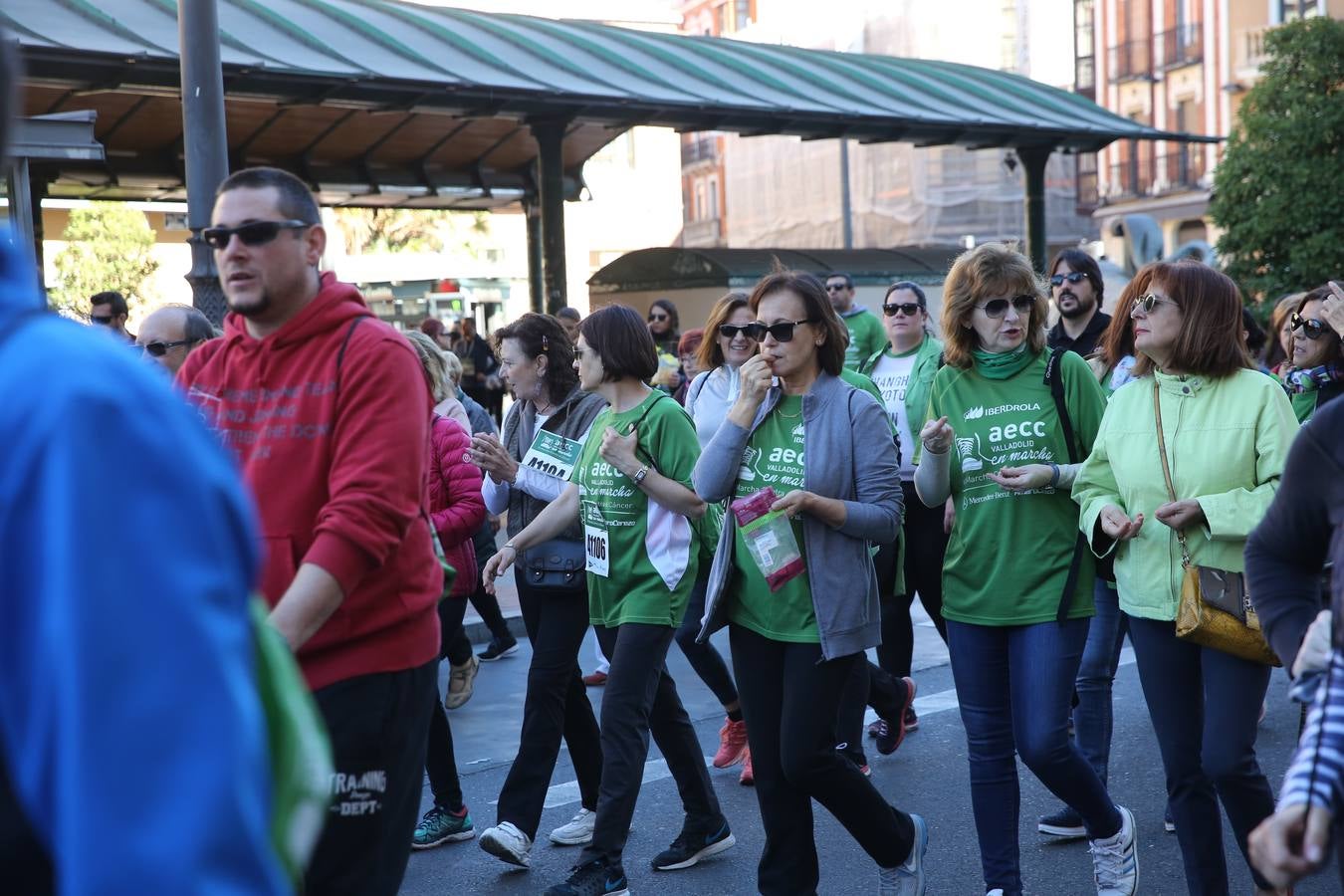 Miles de vallisoletanos se han vestido hoy de verde para salir a la calle en una marcha histórica