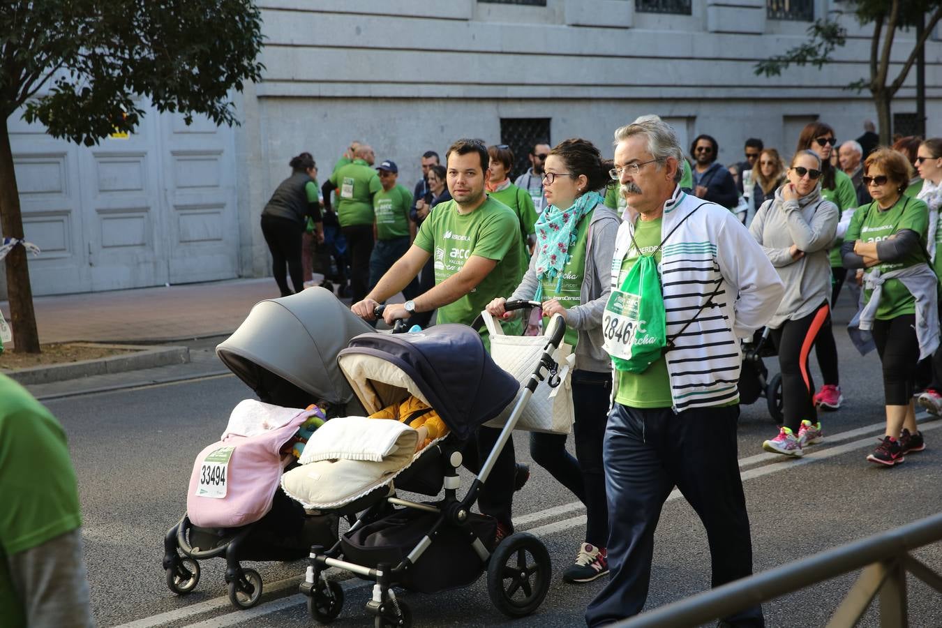 Miles de vallisoletanos se han vestido hoy de verde para salir a la calle en una marcha histórica