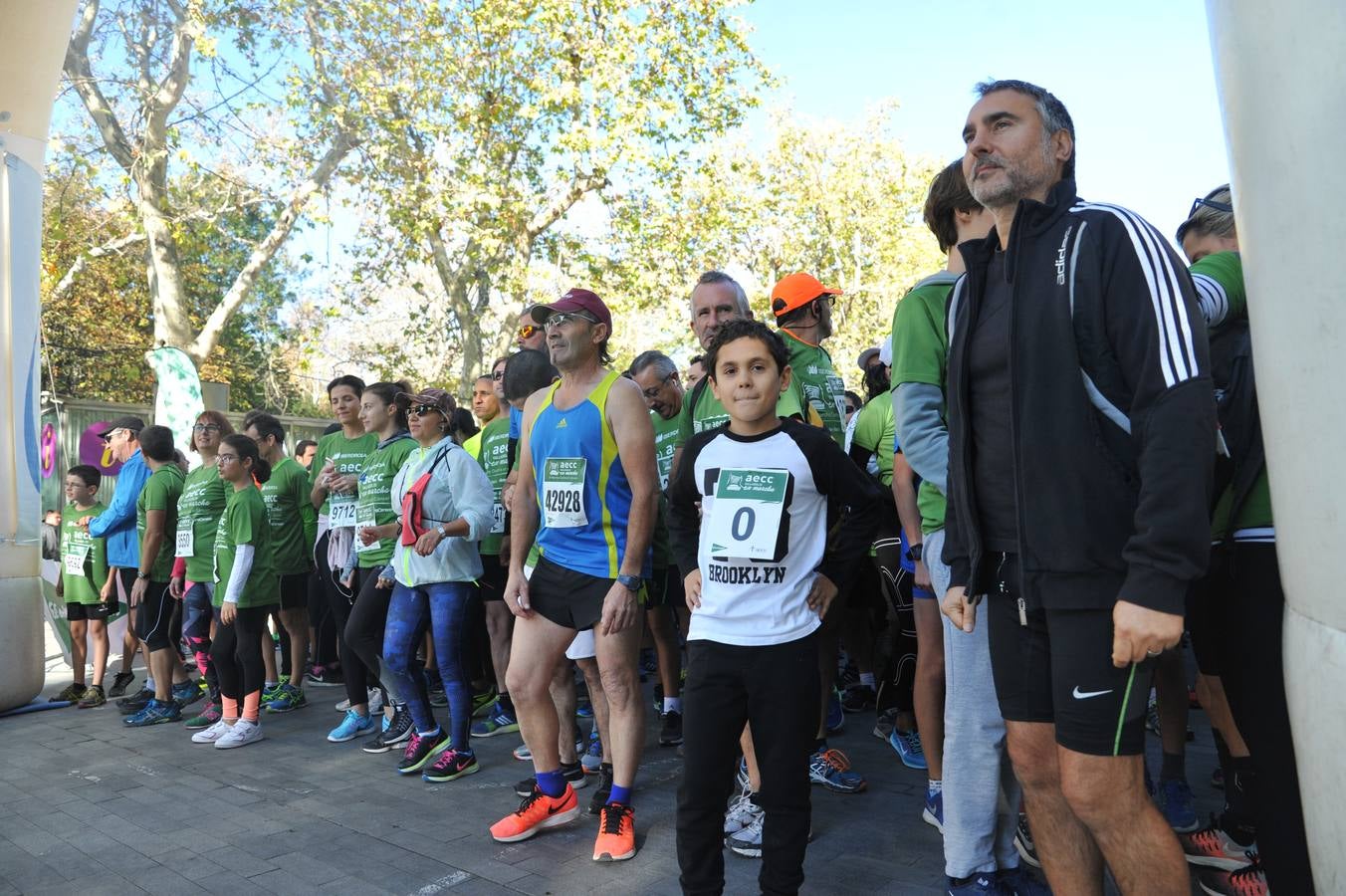 Miles de vallisoletanos se han vestido hoy de verde para salir a la calle en una marcha histórica