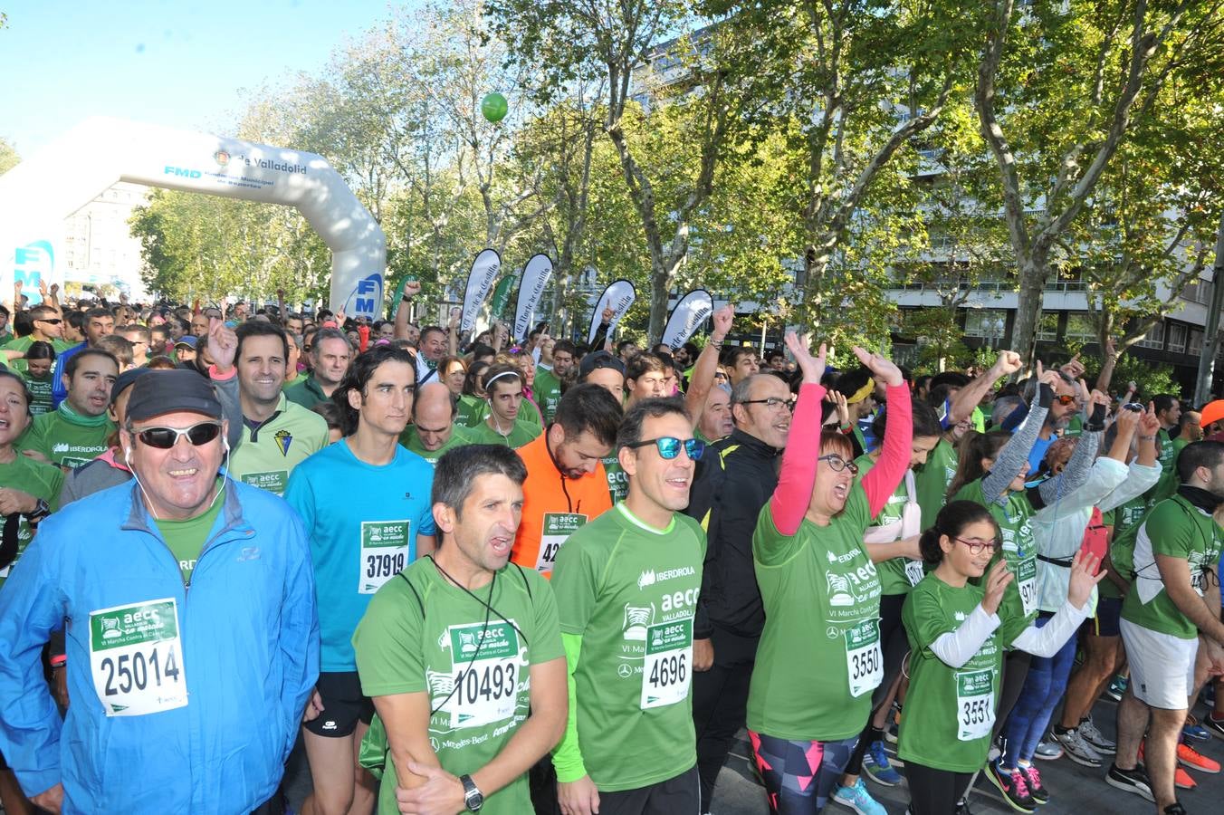 Miles de vallisoletanos se han vestido hoy de verde para salir a la calle en una marcha histórica