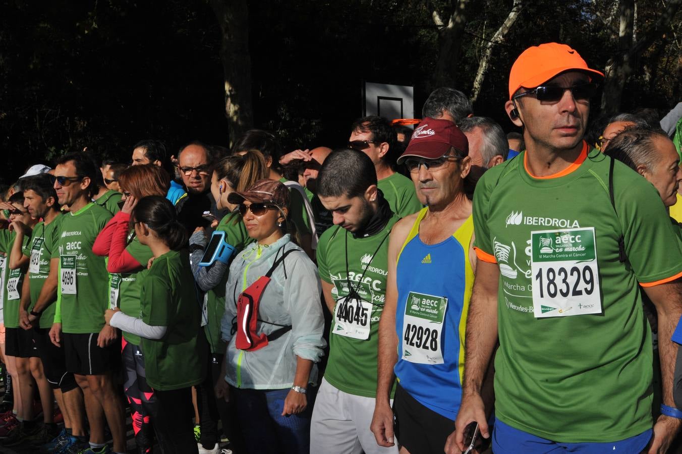 Miles de vallisoletanos se han vestido hoy de verde para salir a la calle en una marcha histórica