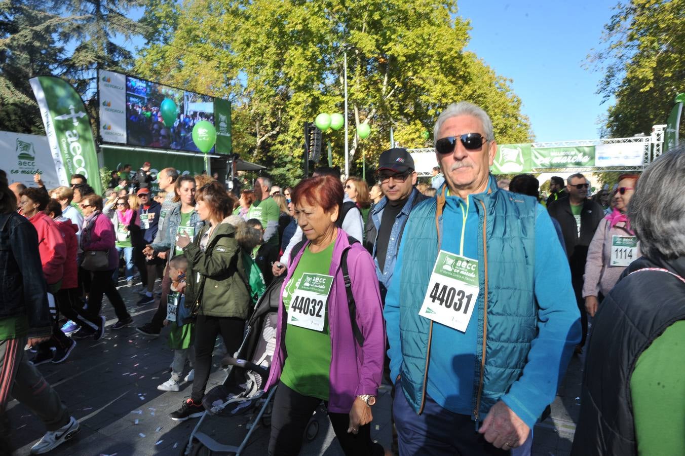 Miles de vallisoletanos se han vestido hoy de verde para salir a la calle en una marcha histórica