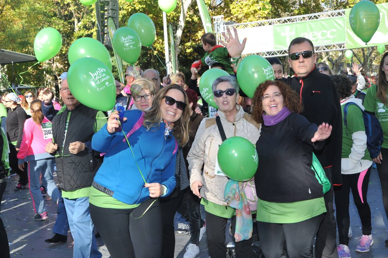 Miles de vallisoletanos se han vestido hoy de verde para salir a la calle en una marcha histórica