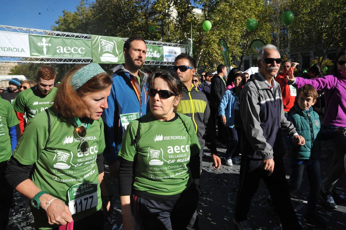 Miles de vallisoletanos se han vestido hoy de verde para salir a la calle en una marcha histórica