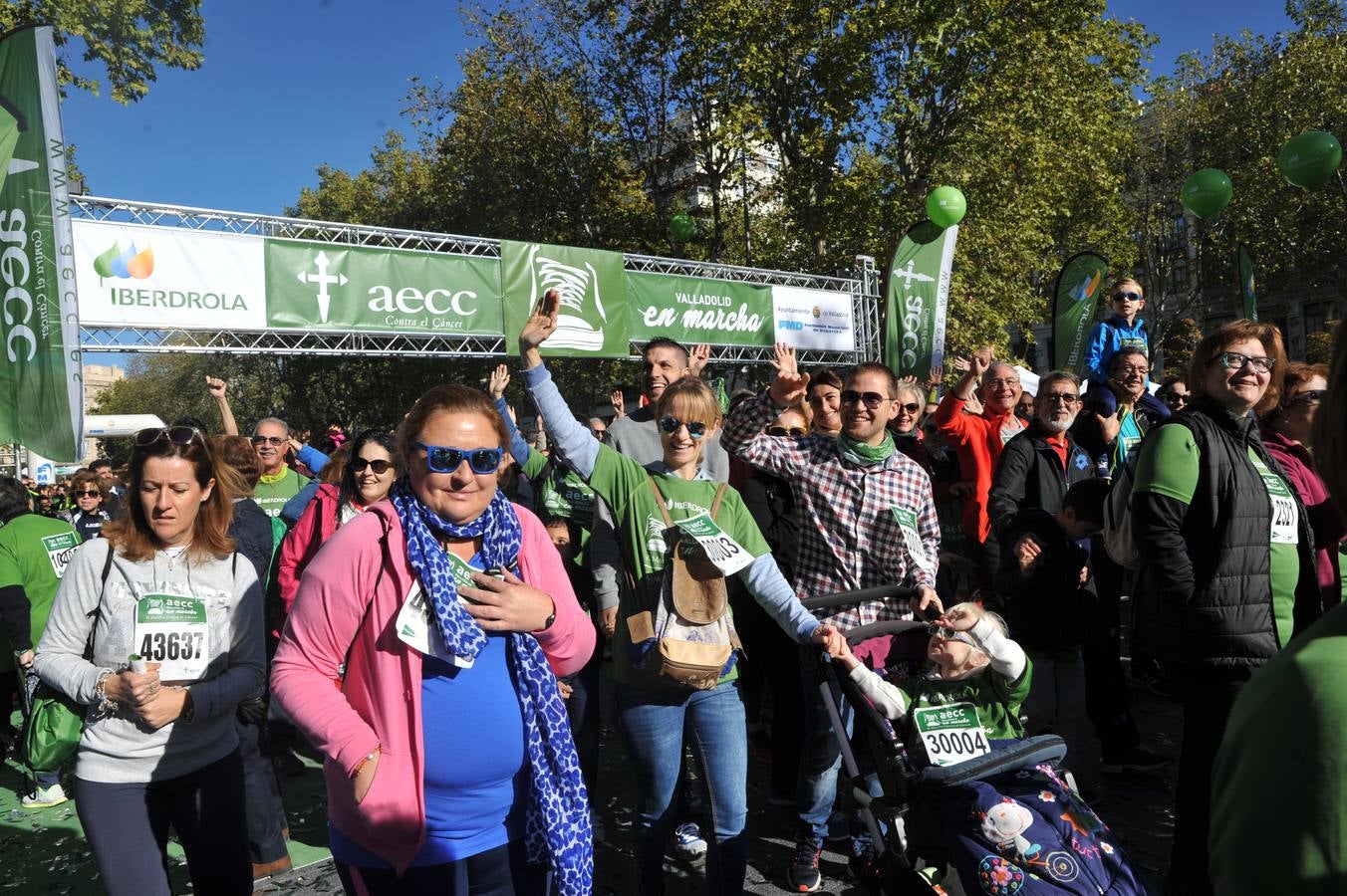 Miles de vallisoletanos se han vestido hoy de verde para salir a la calle en una marcha histórica