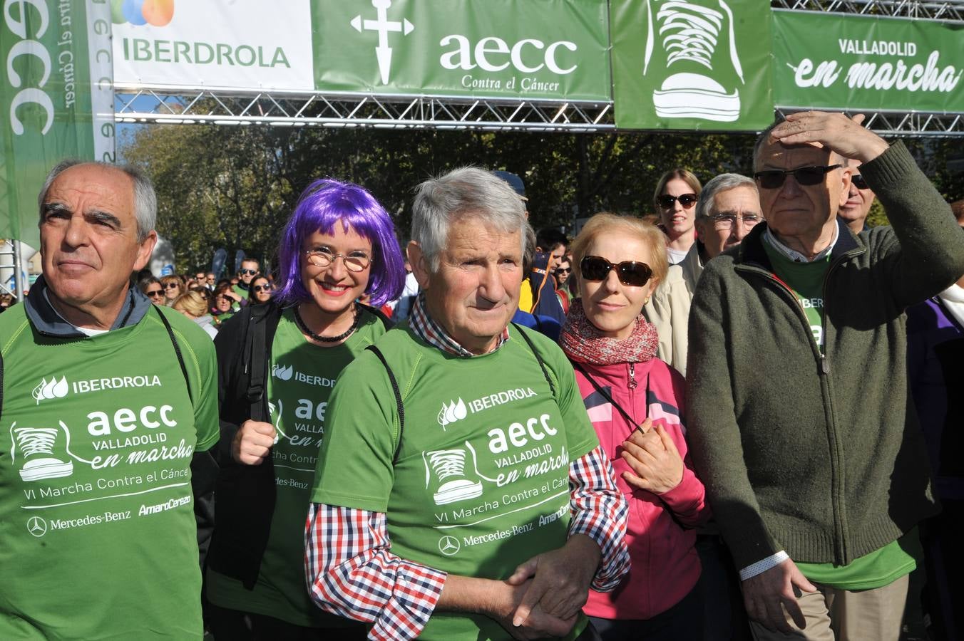 Miles de vallisoletanos se han vestido hoy de verde para salir a la calle en una marcha histórica