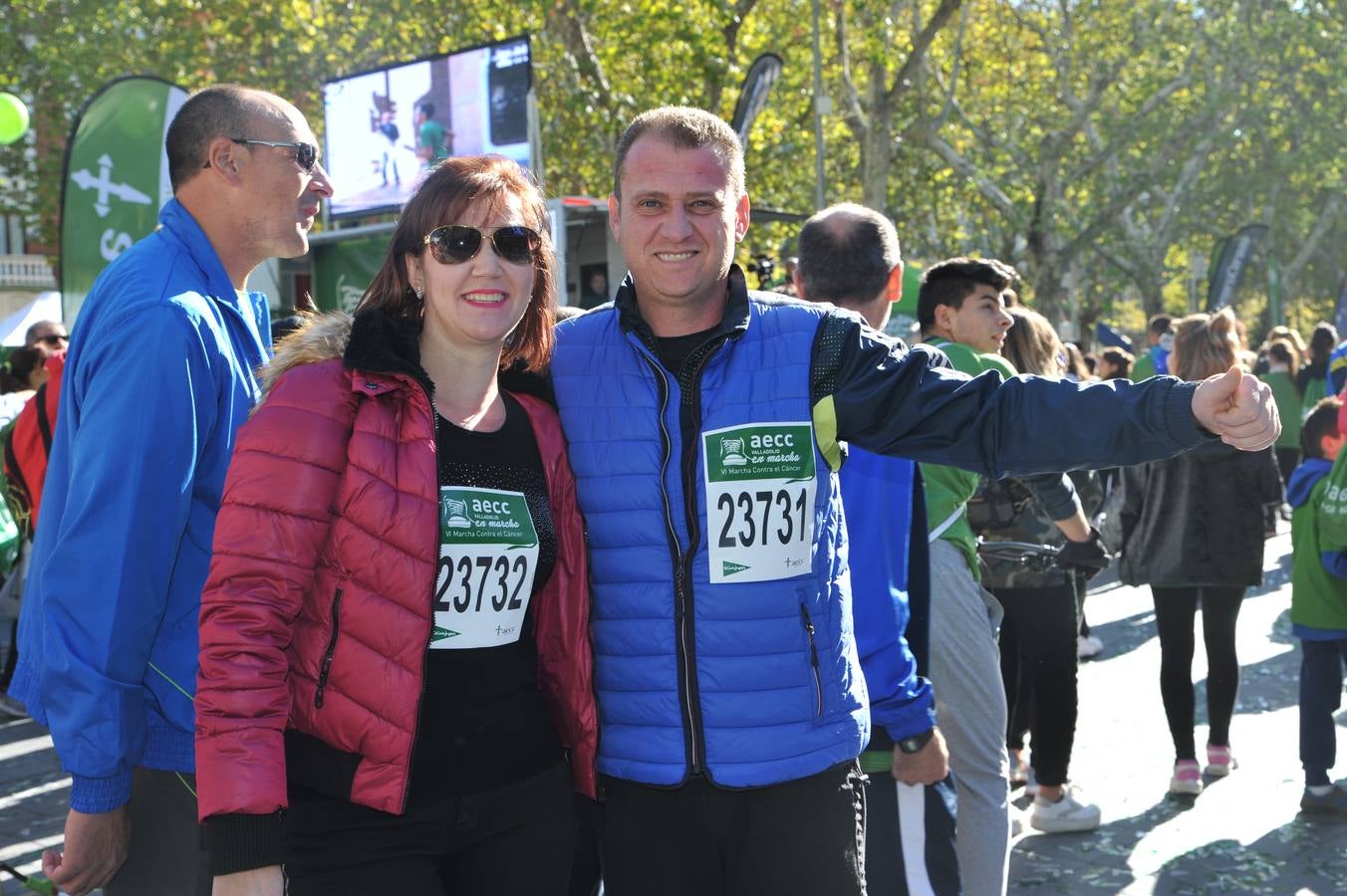 Miles de vallisoletanos se han vestido hoy de verde para salir a la calle en una marcha histórica