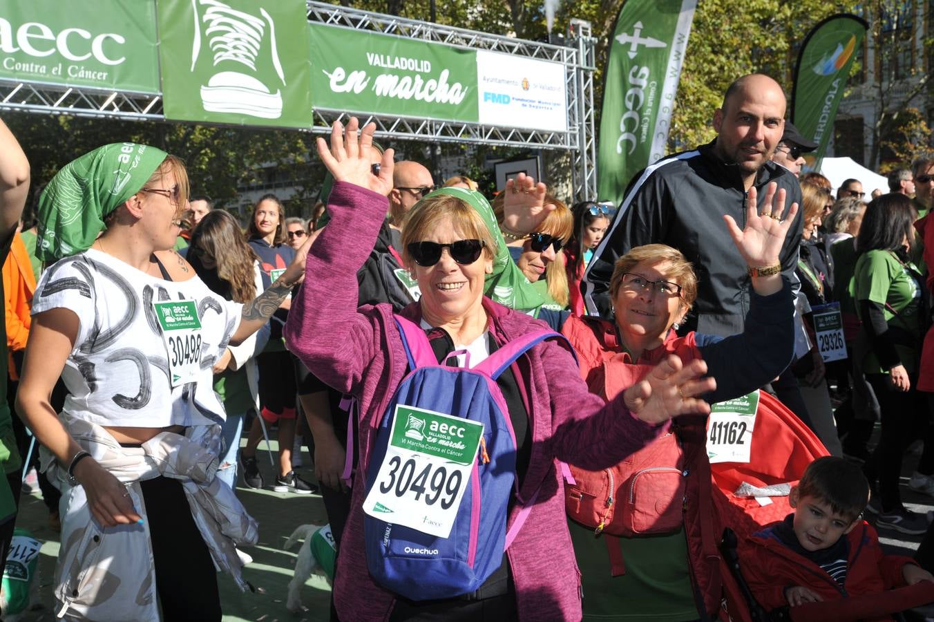 Miles de vallisoletanos se han vestido hoy de verde para salir a la calle en una marcha histórica