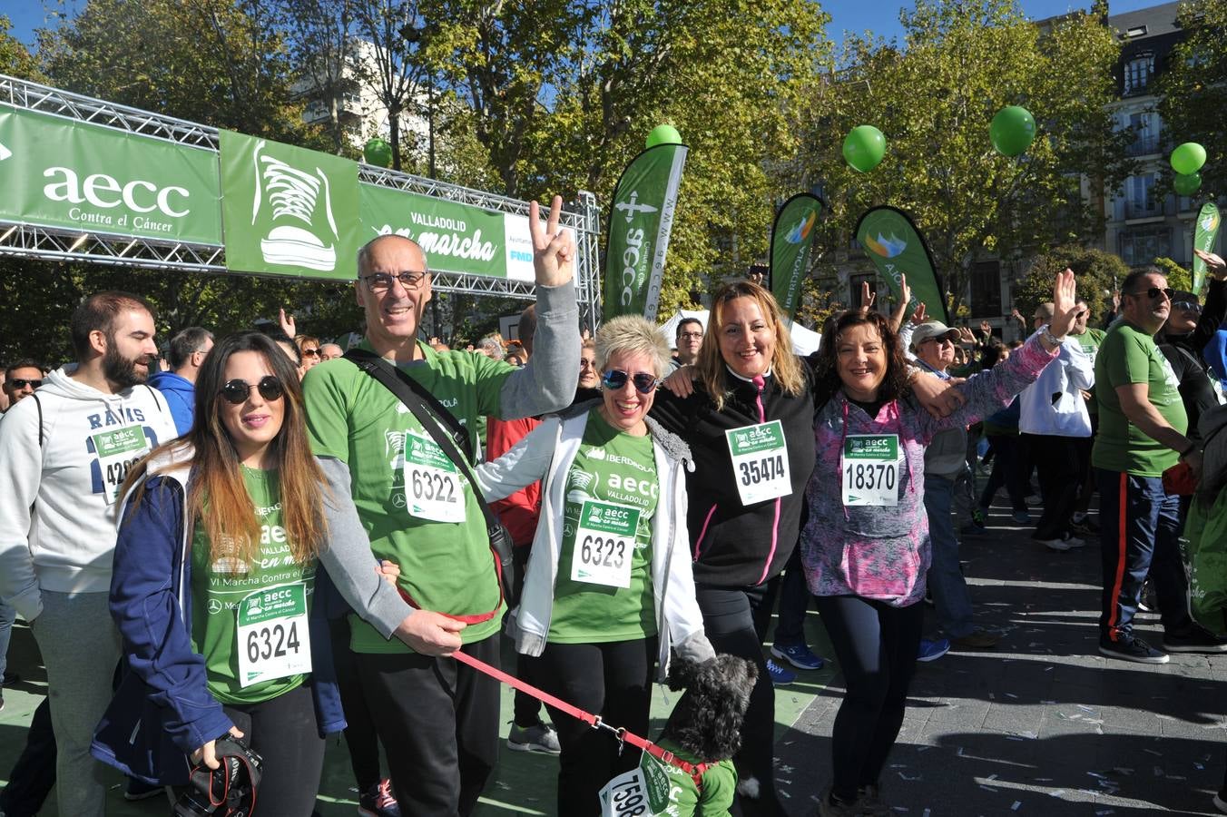 Miles de vallisoletanos se han vestido hoy de verde para salir a la calle en una marcha histórica