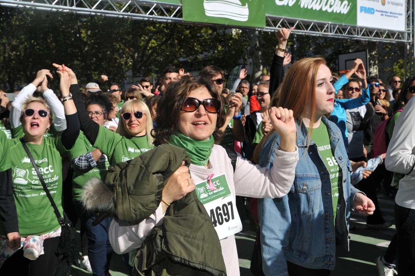 Miles de vallisoletanos se han vestido hoy de verde para salir a la calle en una marcha histórica