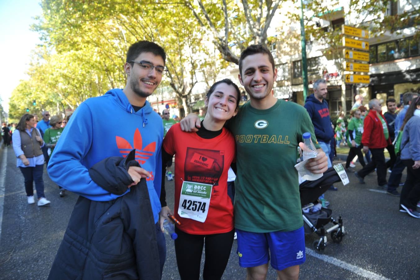 Miles de vallisoletanos se han vestido hoy de verde para salir a la calle en una marcha histórica