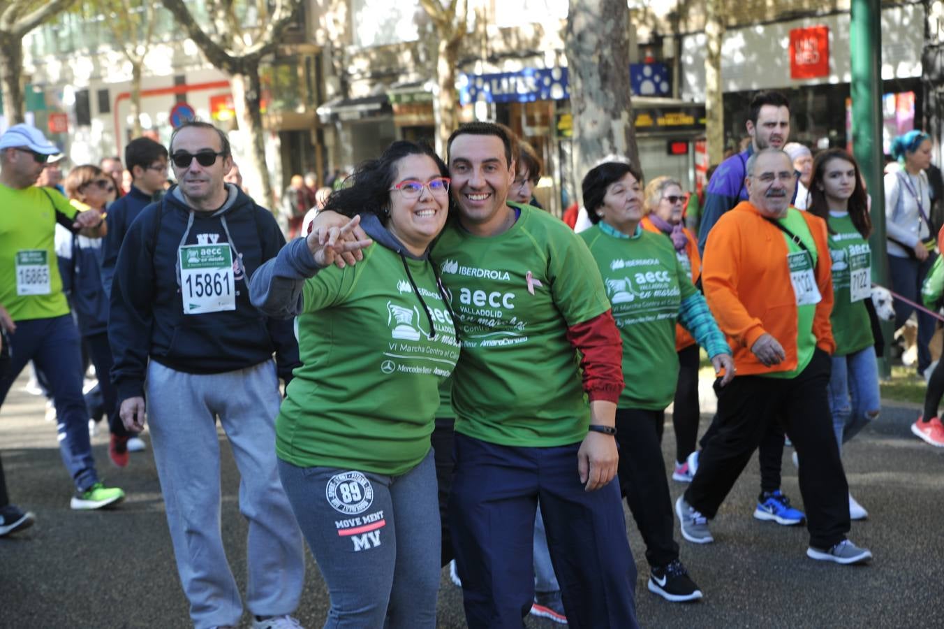 Miles de vallisoletanos se han vestido hoy de verde para salir a la calle en una marcha histórica