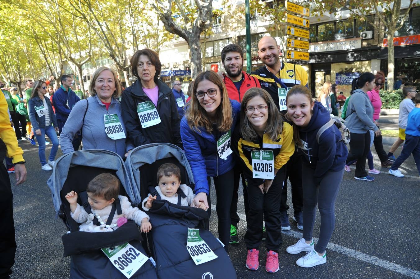 Miles de vallisoletanos se han vestido hoy de verde para salir a la calle en una marcha histórica