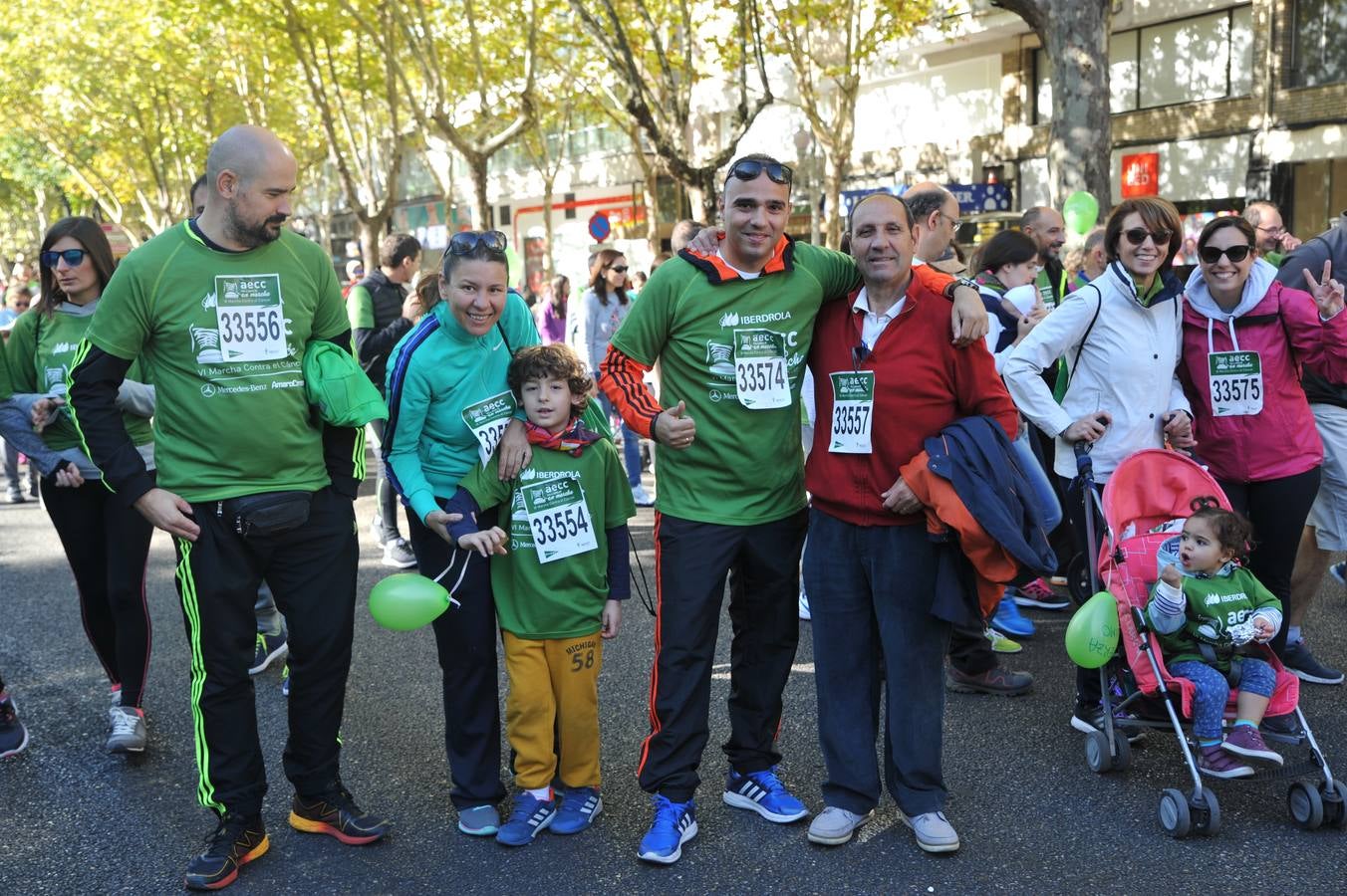 Miles de vallisoletanos se han vestido hoy de verde para salir a la calle en una marcha histórica