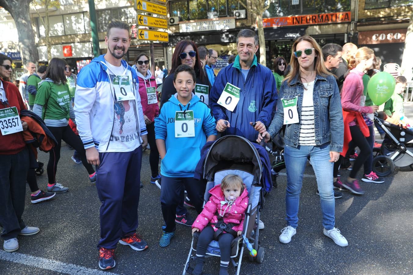 Miles de vallisoletanos se han vestido hoy de verde para salir a la calle en una marcha histórica