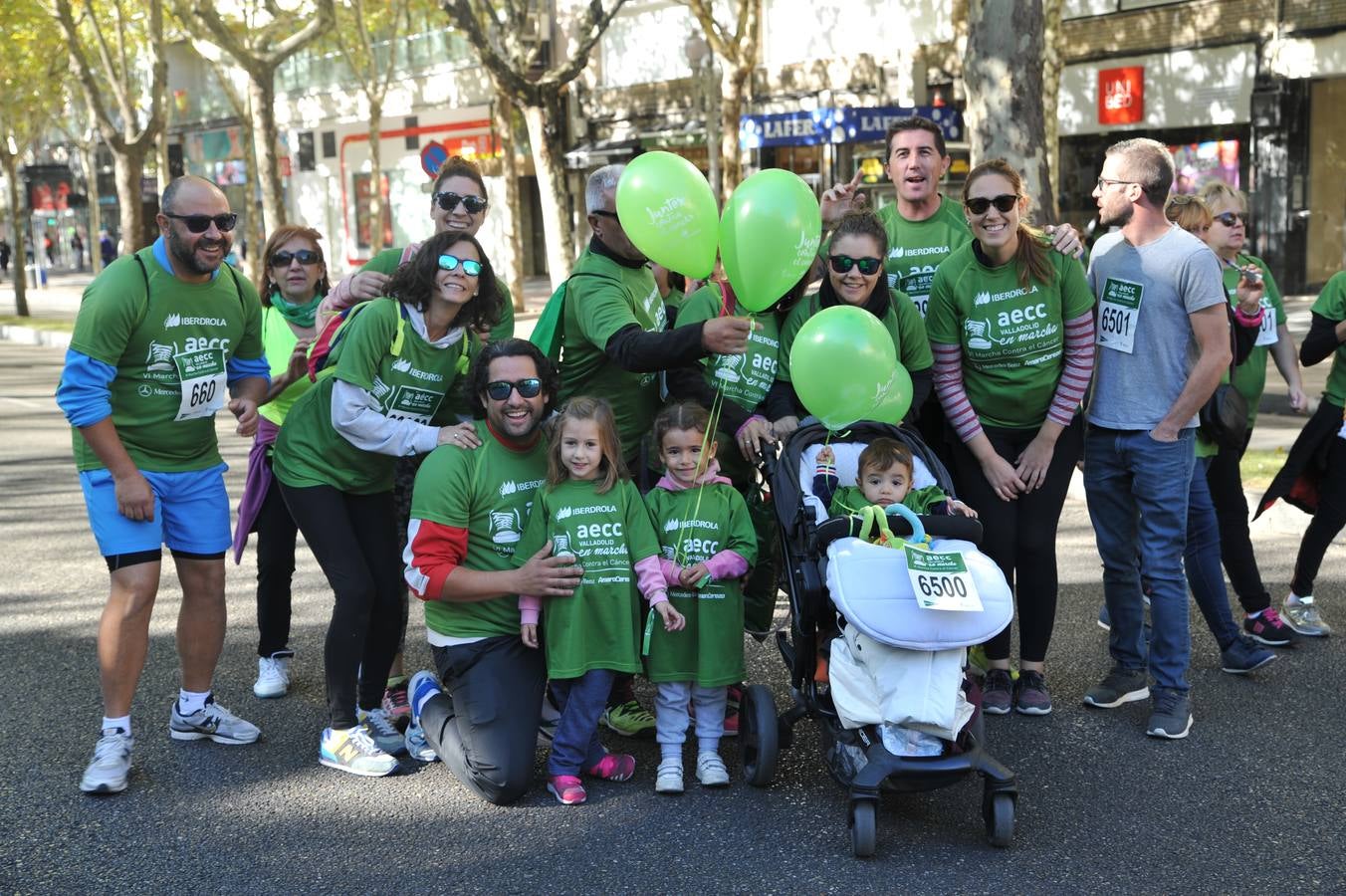 Miles de vallisoletanos se han vestido hoy de verde para salir a la calle en una marcha histórica