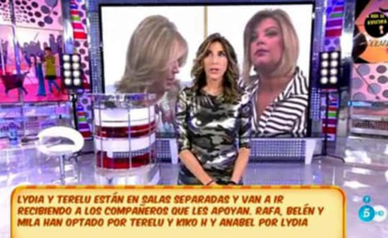 Paz Padilla, con Lydia Lozano y Terelu Campos al fondo de la imagen. 