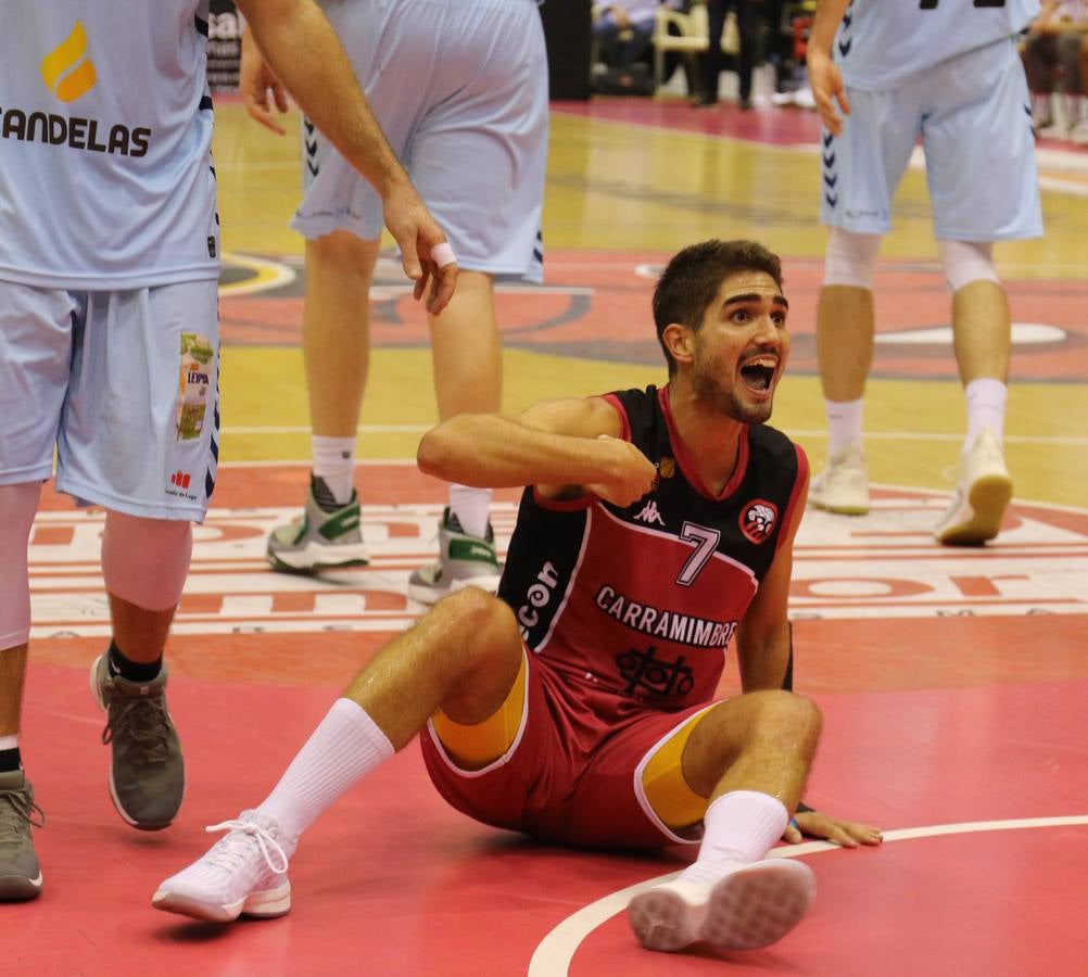 Las decisiones arbitrales en los últimos minutos impiden el triunfo de las Ardillas