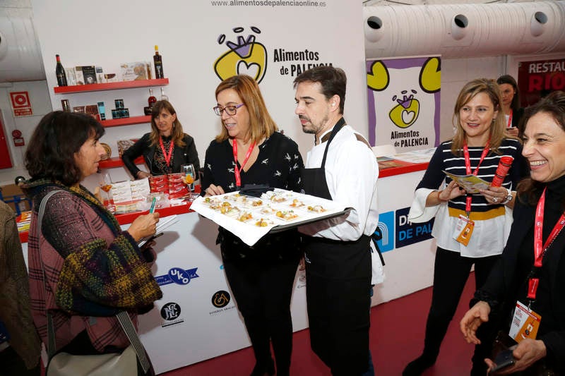 Nueve productores palentinos organizan degustaciones en el mayor 'show cooking' del mundo, que se está llevando a cabo en Valladolid
