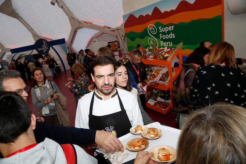Nueve productores palentinos organizan degustaciones en el mayor 'show cooking' del mundo, que se está llevando a cabo en Valladolid