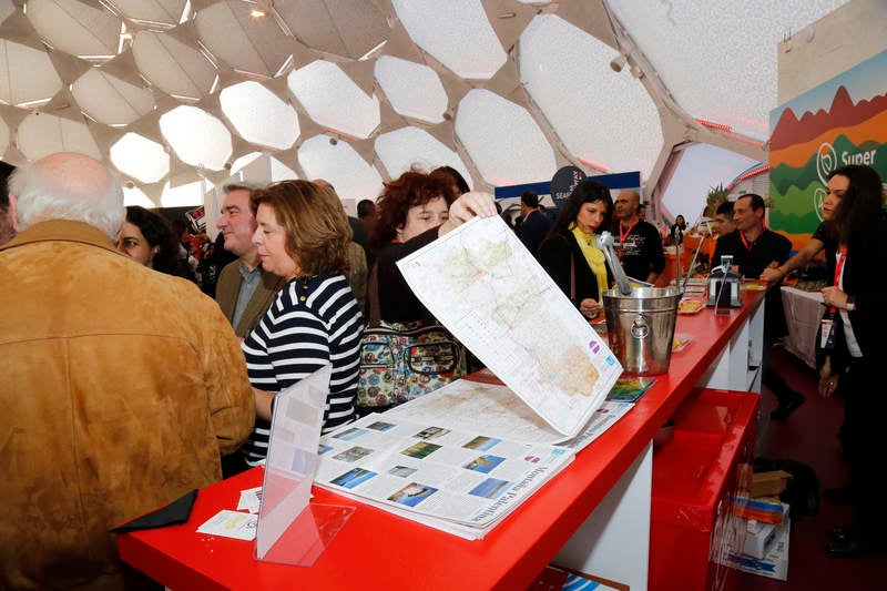Nueve productores palentinos organizan degustaciones en el mayor 'show cooking' del mundo, que se está llevando a cabo en Valladolid