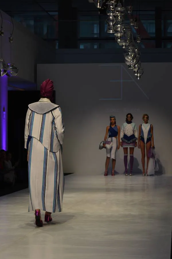 Desfile del Premio Jóvenes Diseñadores