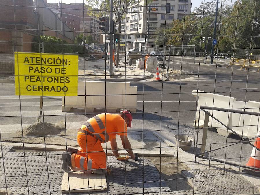 Un operario de la empresa Zarzuerla, el pasado 11 de ocbubre en Valladolid. 