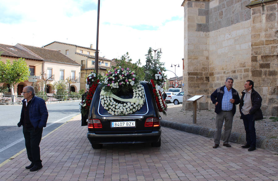 Emotiva despedida al exalcalde de Santa María la Real de Nieva, Eusebio García