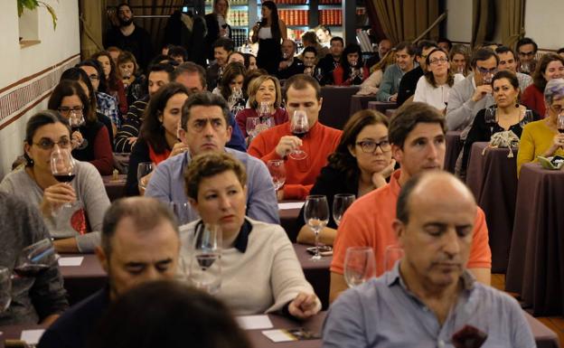 Participantes en la cata en San Antonio El Real. 