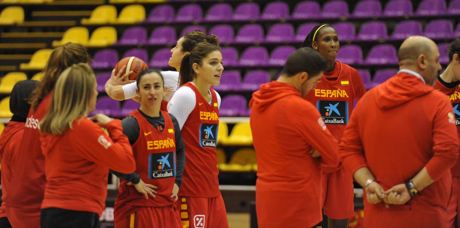 El equipo que dirige Lucas Mondelo se encuentra en Valladolid para medirse a Holanda en partido oficial clasificatorio para el Eurobasket 2019